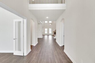 18906 Whistling Oaks Dr in Houston, TX - Building Photo - Building Photo