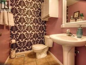 543 Chesapeake Crescent in Waterloo, ON - Building Photo - Building Photo