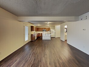 9688 W Constellation Dr in Pendleton, IN - Foto de edificio - Building Photo