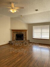 13101 Mapleleaf Dr in Oklahoma City, OK - Building Photo - Building Photo