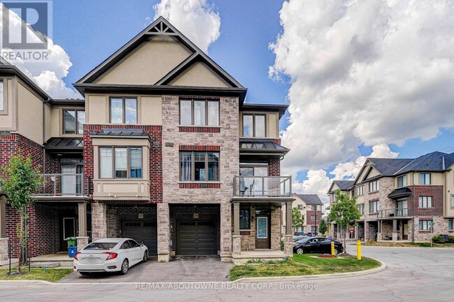 property at 19 Ritchie Ln