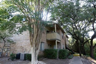 8405 Bent Tree Rd, Unit 3412 in Austin, TX - Building Photo