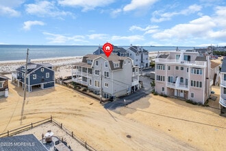 15 E Tuna Way in Lavallette, NJ - Building Photo - Building Photo