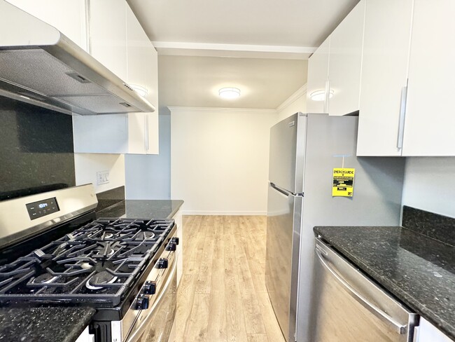 property at 14041 Moorpark St