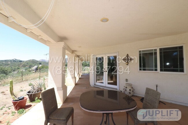 19308 Laurel Ln in Ramona, CA - Building Photo - Building Photo