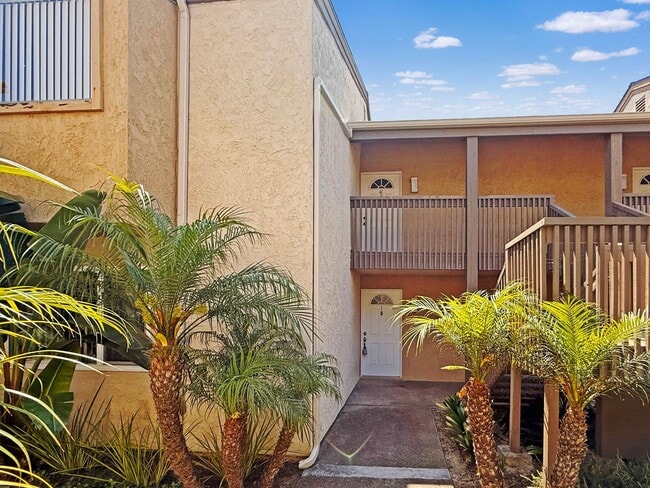property at 8560 Via Mallorca