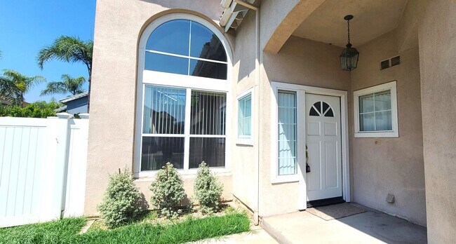 5635 Delacroix Way in Yorba Linda, CA - Building Photo - Building Photo