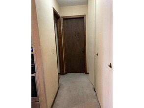4101 Parklawn Ave-Unit -226 in Minneapolis, MN - Building Photo - Building Photo