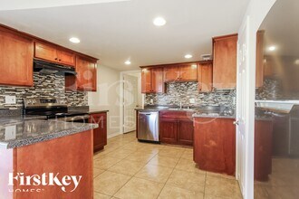 4538 W Rovey Ave in Glendale, AZ - Building Photo - Building Photo