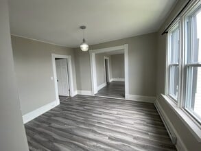 28 Victoria St W in Saint John, NB - Building Photo - Building Photo