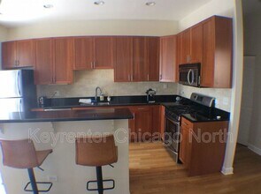 6015 N Mozart St in Chicago, IL - Building Photo - Building Photo