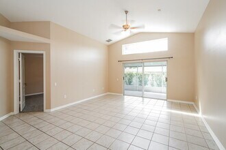 26646 Middleground Loop in Zephyrhills, FL - Building Photo - Building Photo