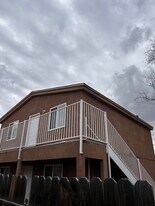 309 Columbia Dr SE, Unit B in Albuquerque, NM - Building Photo