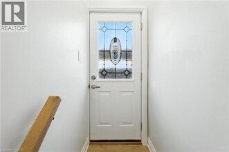 929 Upper Ottawa St in Hamilton, ON - Building Photo - Building Photo