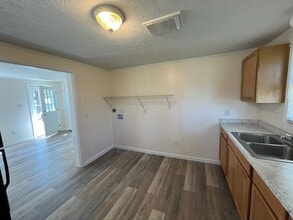 440 Dudley St in Burlington, NC - Building Photo - Building Photo