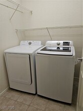 7637 Fieldfare Dr in North Las Vegas, NV - Building Photo - Building Photo