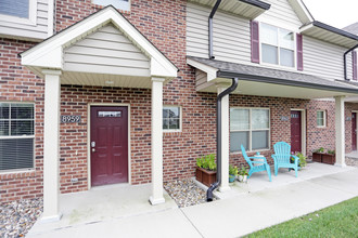 Maplewood Townhouses in West Des Moines, IA - Building Photo - Building Photo