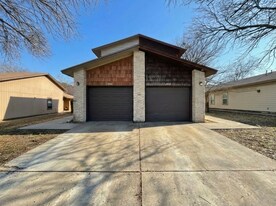 1218 Royal Crest Dr in Killeen, TX - Building Photo