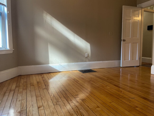 1 Parker Hill Ter, Unit 1 Parker Hill Ter. #1