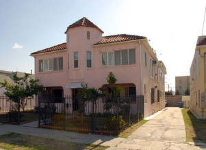 1324 N Kingsley Dr in Los Angeles, CA - Building Photo - Building Photo