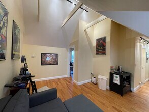 5 Irving St, Unit 3 in Somerville, MA - Foto de edificio - Building Photo