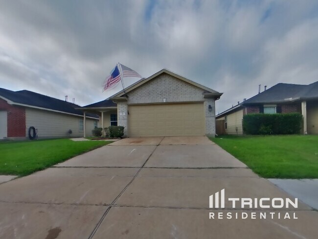 property at 318 Annatto Ln