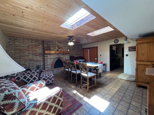 1964 Sonoita Dr in Sierra Vista, AZ - Building Photo - Building Photo