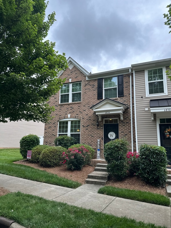 property at 6834 Colonial Garden Dr