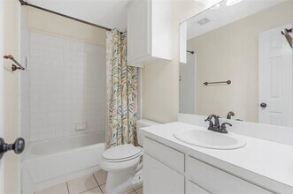 926 Meadow Cir S in Keller, TX - Building Photo - Building Photo