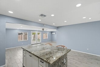 2934 N 79th Ln in Phoenix, AZ - Building Photo - Building Photo