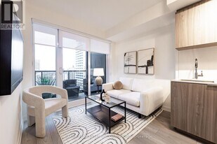 223 Redpath Ave in Toronto, ON - Building Photo