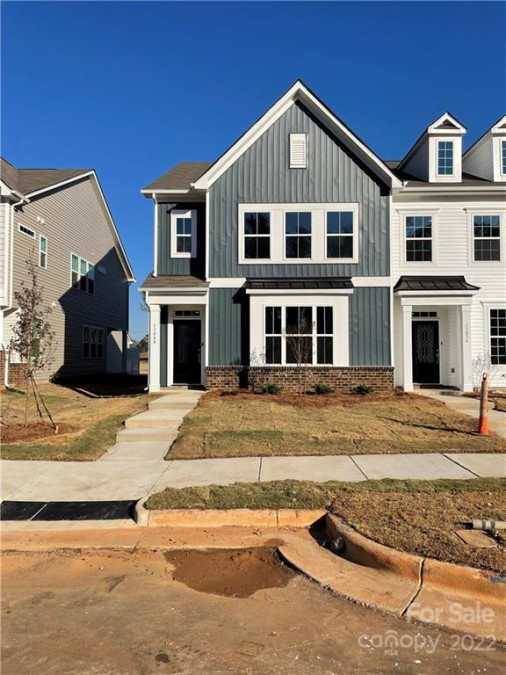 13040 Cottage Crest Ln in Charlotte, NC - Building Photo