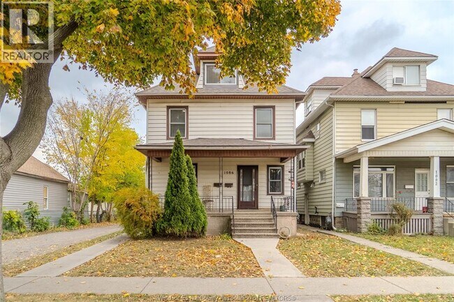 1086 Howard Ave in Windsor, ON - Building Photo - Building Photo