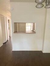 844 W Collins St in Denton, TX - Building Photo - Building Photo