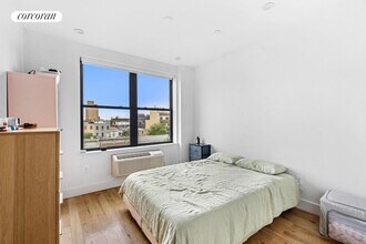 27 Kossuth Pl in Brooklyn, NY - Foto de edificio - Building Photo