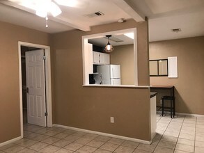 1624 Aquarena Springs Dr in San Marcos, TX - Building Photo - Building Photo