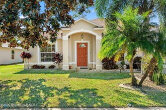 1015 Homewood Ave in Melbourne, FL - Building Photo - Building Photo