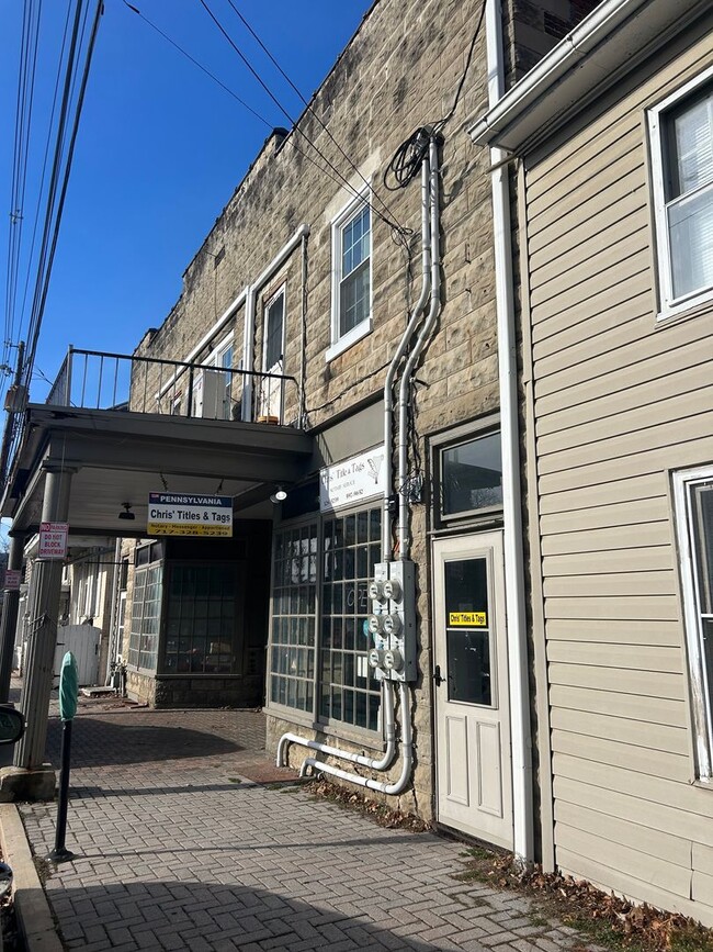 property at 27 W Seminary St