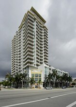 275 NE 18th St in Miami, FL - Building Photo - Building Photo