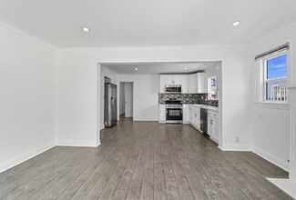 4617 7th Ave in Los Angeles, CA - Building Photo - Building Photo