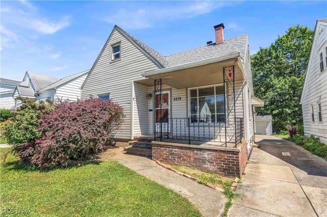 5219 Joseph St in Maple Heights, OH - Building Photo - Building Photo