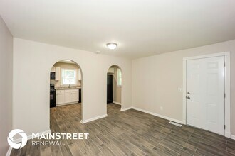 185 Hyde Cir in Newnan, GA - Building Photo - Building Photo