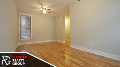 629 W Oakdale Ave, Unit 3 in Chicago, IL - Foto de edificio - Building Photo