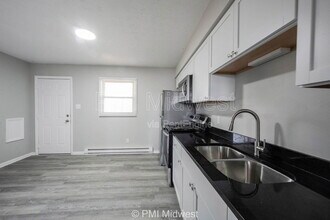 570 US-52, Unit 2b in Fountaintown, IN - Building Photo - Building Photo