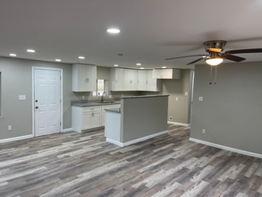 13584 Garden Way in Athens, AL - Building Photo - Building Photo
