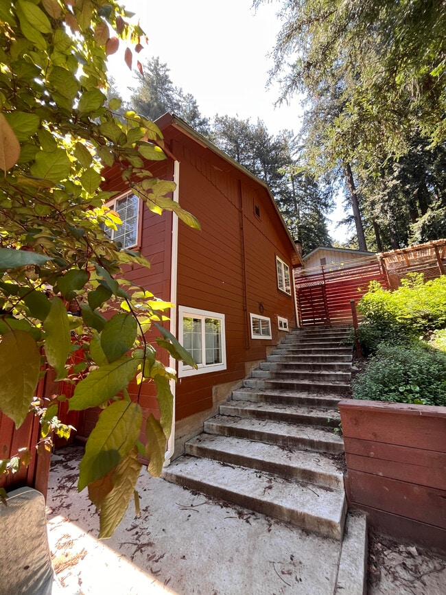 1130 Greenbank Dr in Ben Lomond, CA - Building Photo - Building Photo