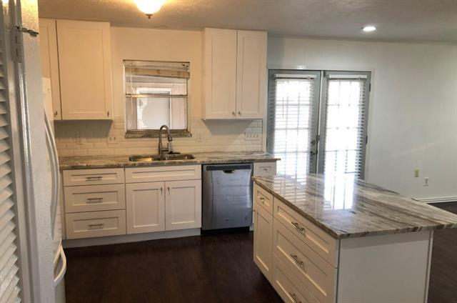 11133 Joymeadow Dr in Dallas, TX - Building Photo - Building Photo