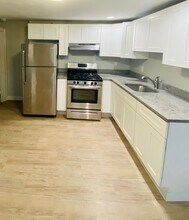 49 Cottage St in Boston, MA - Building Photo - Building Photo