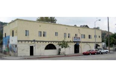 106-112 E. Avenue 37 in Los Angeles, CA - Foto de edificio - Building Photo