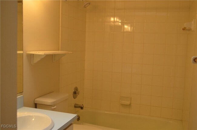 property at 4528 SE 5th Pl